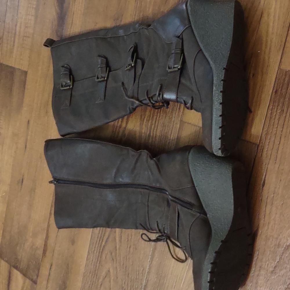 Cute heeled boots